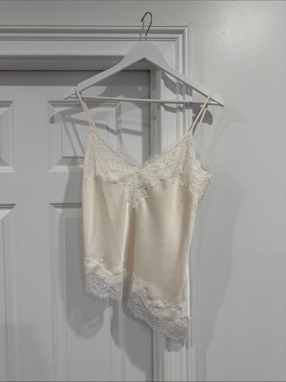Dynamite Lace tank